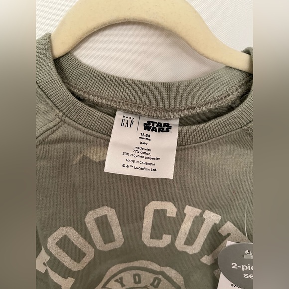 NWT BABYGAP Star Wars | Baby Yoda Sweat Short Set Size 18-24 Months - Picture 5 of 6